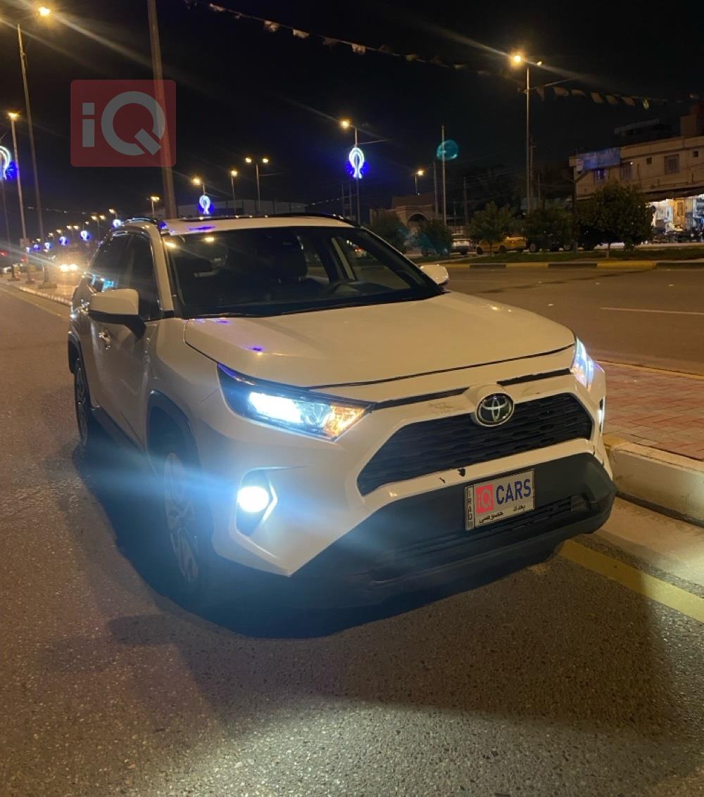 تويوتا راف 4